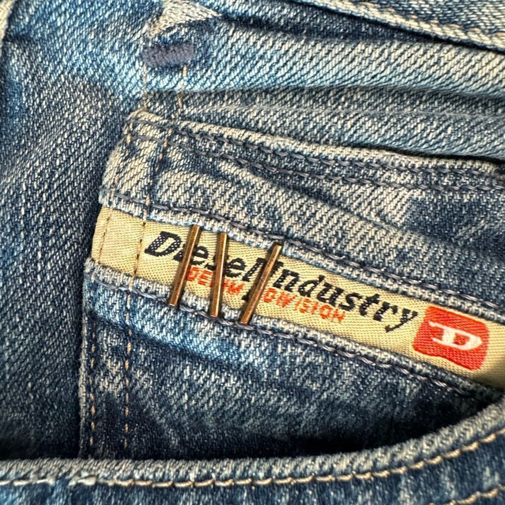 Diesel Debi jeans - Picture 13 of 13